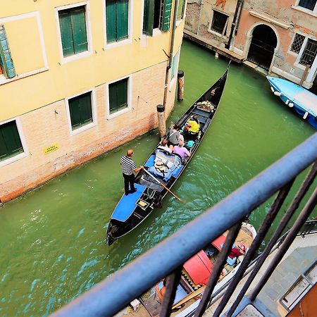 Casa Fiori Hotel เวนิส ภายนอก รูปภาพ